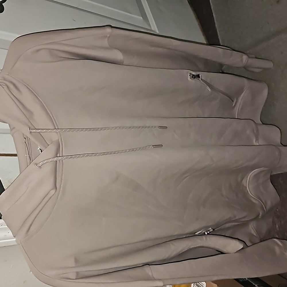 New with tag torn off old navy active dynamic fleece pull over hoodie.